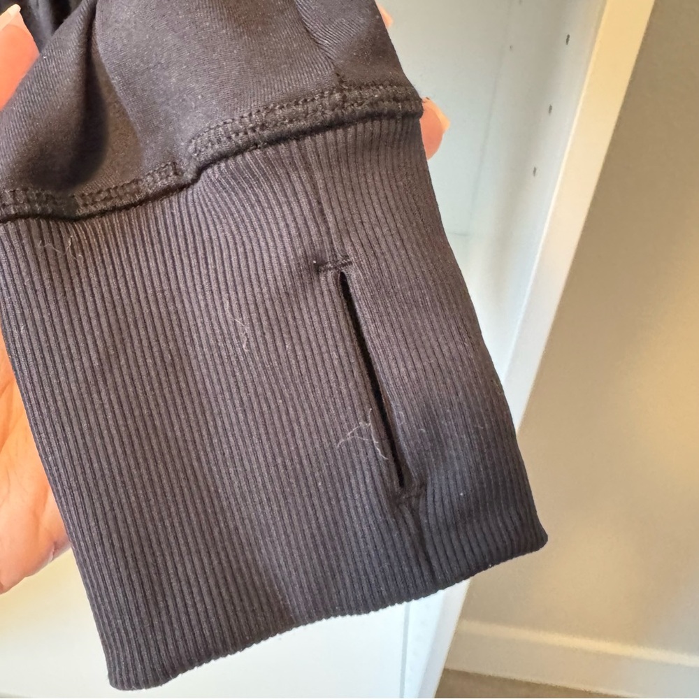 Alo Yoga Black Medium Contour Jacket - Picture 6 of 8